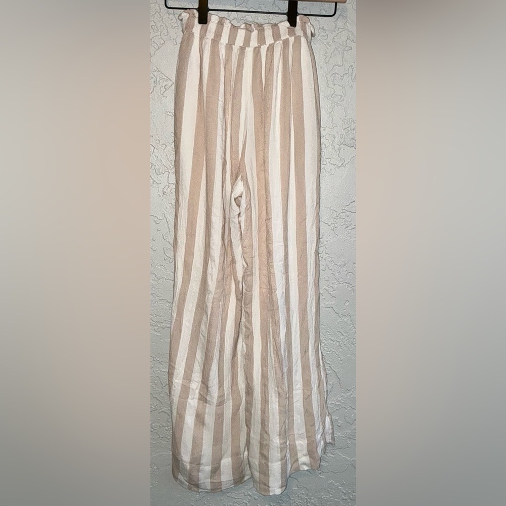 American Eagle Outfitters Beige and White Striped Pants - Picture 5 of 8